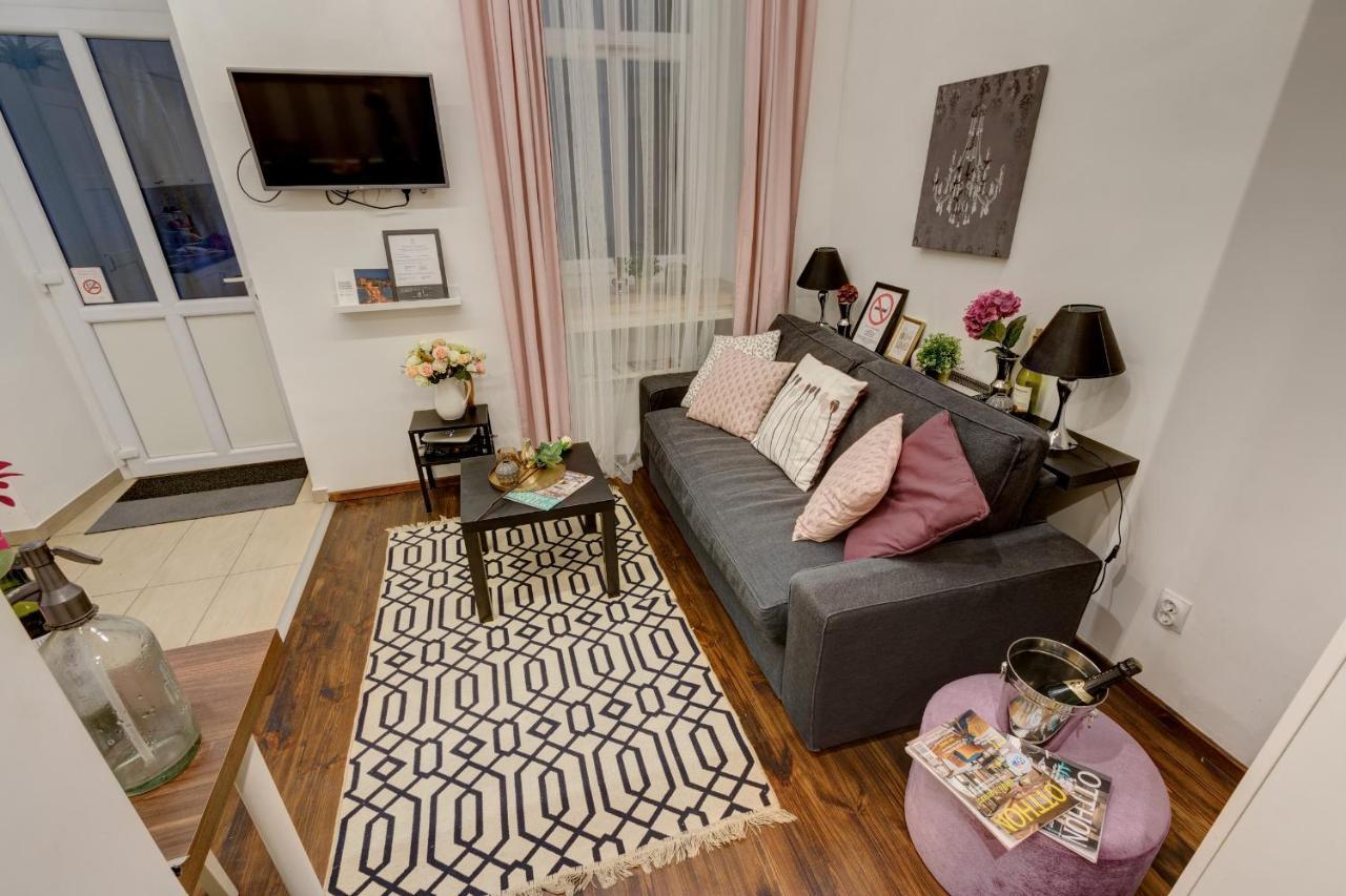 Lovely Apartment At Basilica Budapest Ngoại thất bức ảnh